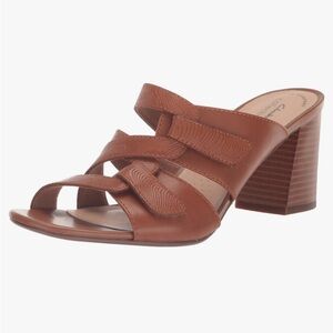 Clarks Women's Jocelynne Rose Heeled Sandal Size 9.5 Beige Leather